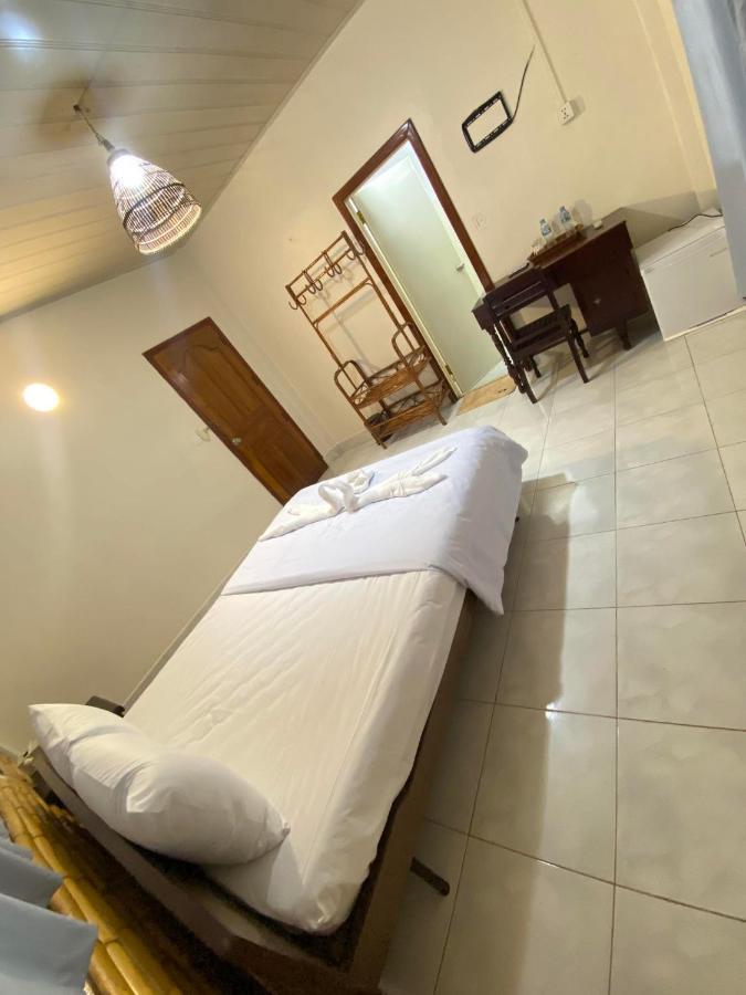 Ecran Riverfront Guesthouse Kampot Exterior foto