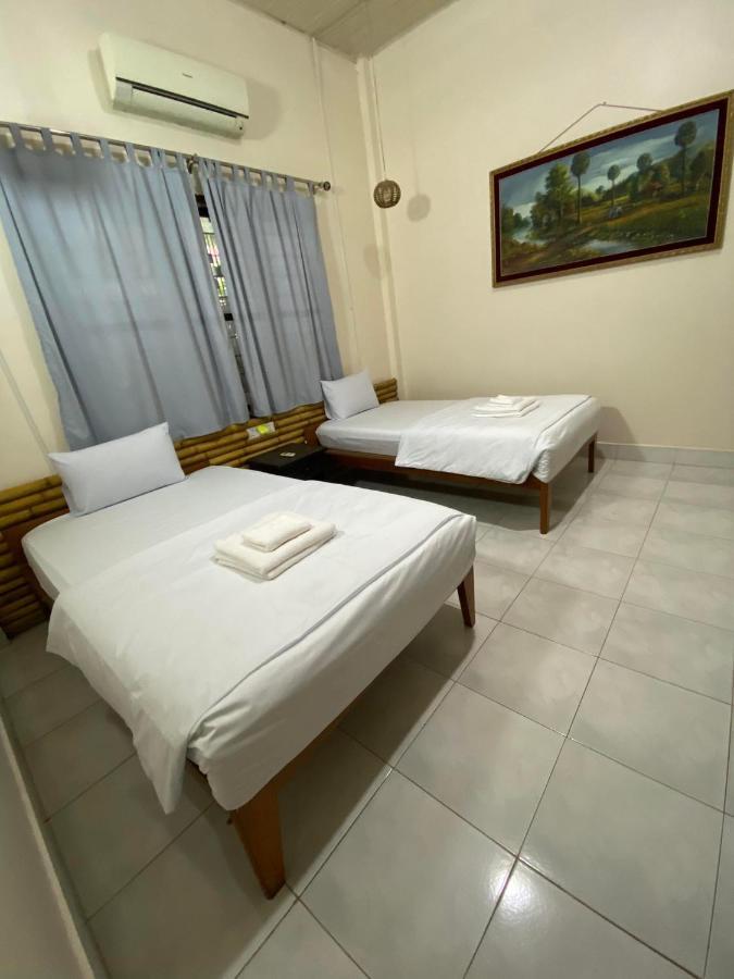 Ecran Riverfront Guesthouse Kampot Exterior foto